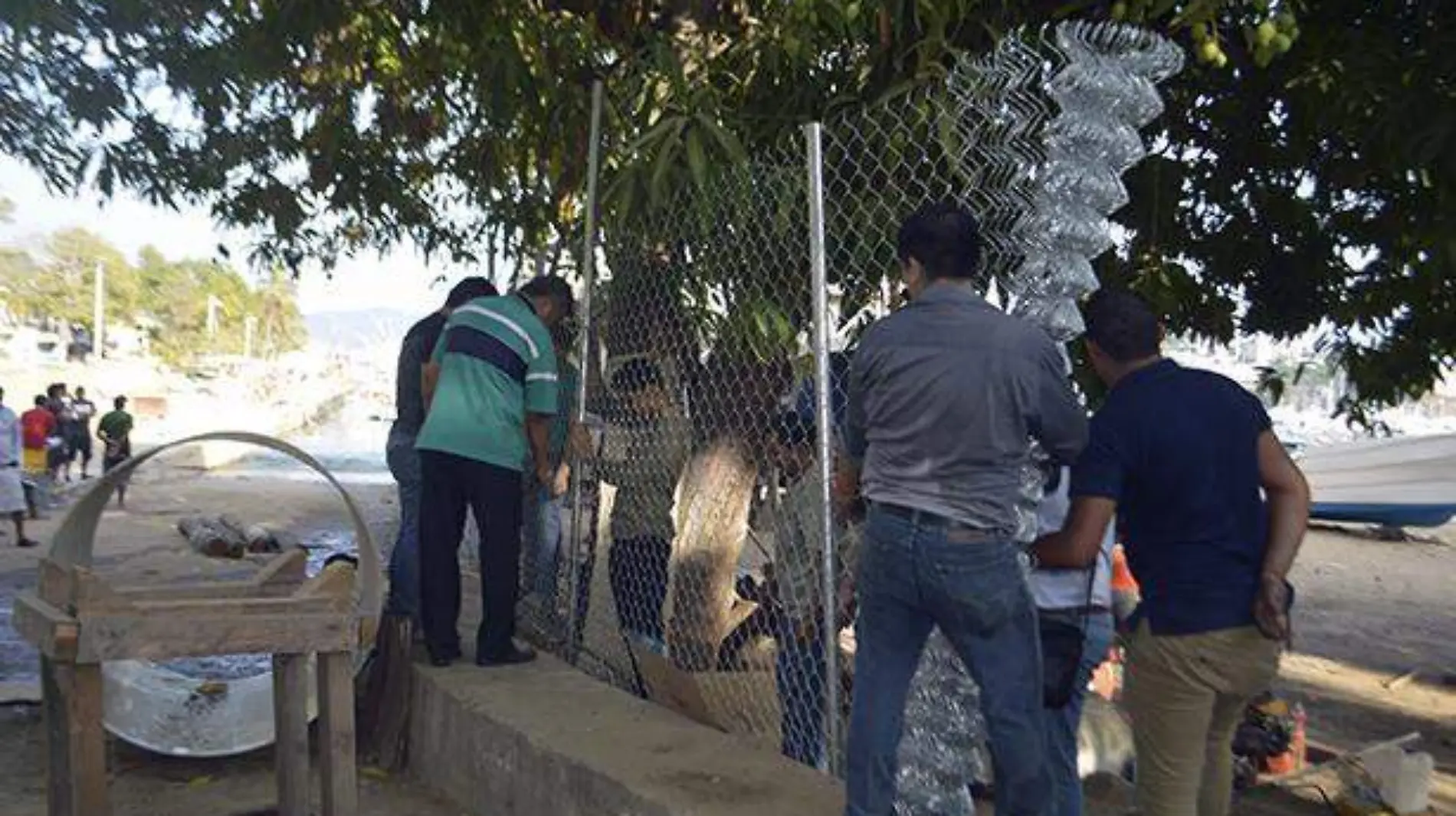 Cierran Playa Manzanillo